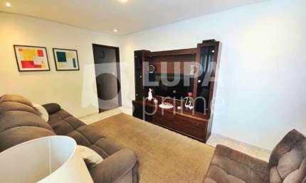 CASA COM 3 QUARTOS E 2 VAGAS DE GARAGEM À VENDA NO PARQUE NOVO MUNDO