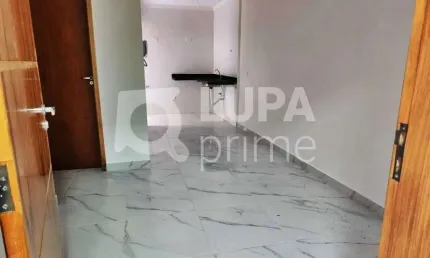 APARTAMENTO COM 2 QUARTOS À VENDA NA VILA ISOLINA MAZZEI
