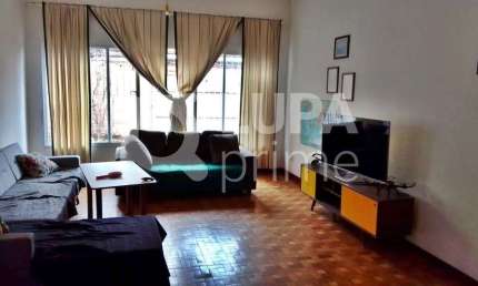 CASA COM 3 QUARTOS E 3 VAGAS DE GARAGEM PARA LOCAÇÃO NO JARDIM SÃO PAULO