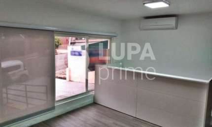 Casa comercial com 12 salas para alugar na Rua José de Albuquerque Medeiros, 141, Água Fria, São Paulo