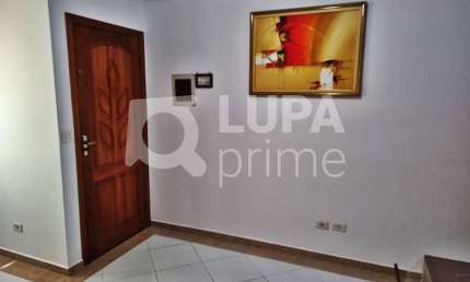 CASA COM 2 QUARTOS E 2 VAGAS DE GARAGEM À VENDA NA VILA MEDEIROS