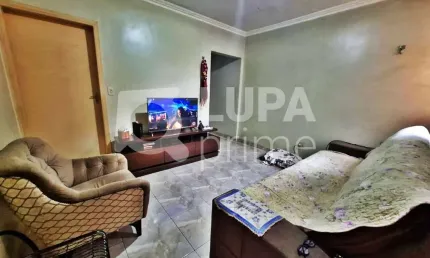 Casa com 3 quartos e 1 vaga de garagem à venda na vila maria alta