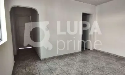 Casa com 2 quartos à venda na Rua Cristóvão Lins, 573, Vila Isolina Mazzei, São Paulo