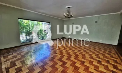 CASA COM 5 QUARTOS E 6 VAGAS DE GARAGEM PARA LOCAÇÃO NA VILA MARIA ALTA