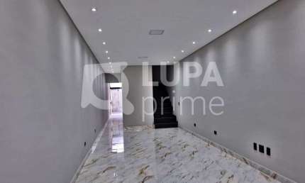CASA COM 4 QUARTOS E 2 VAGAS DE GARAGEM À VENDA NO PARQUE NOVO MUNDO
