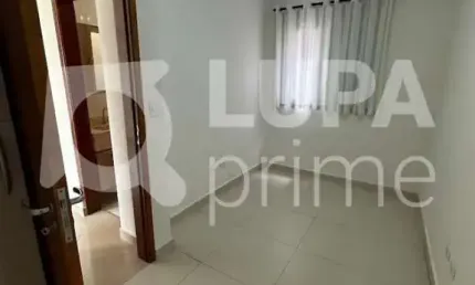 CONDOMINIO COM 2DORMITORIOS Á VENDA NA VILA SANTA TEREZINHA