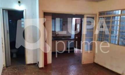 CASA COM 1 QUARTO E 5 VAGAS DE GARAGEM À VENDA NO TREMEMBÉ