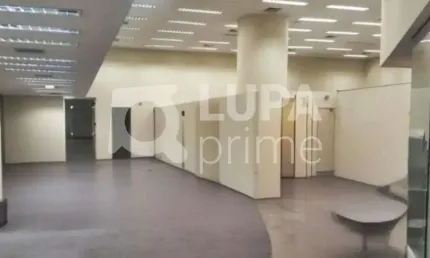PRÉDIO COMERCIAL COM 603M² DE ÁREA CONSTRUÍDA À VENDA NA REPÚBLICA