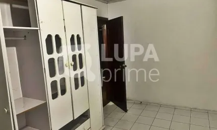 CASA COM 2 QUARTOS E 4 VAGAS DE GARAGEM À VENDA NA VILA MARIA