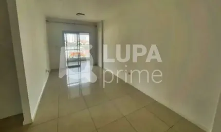 APARTAMENTO COM 3 QUARTOS E 2 VAGAS DE GARAGEM À VENDA NA PARADA INGLESA