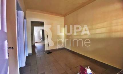 CASA COM 2 QUARTOS E 1 VAGA DE GARAGEM PARA LOCAÇÃO NO PARQUE EDU CHAVES
