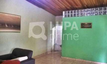 CASA COM 4 QUARTOS E 2 VAGAS DE GARAGEM À VENDA NO IMIRIM
