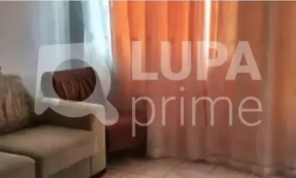 Casa com 2 quartos e 3 vagas de garagem à venda em santana