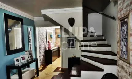 CASA COM 3 QUARTOS E 2 VAGAS DE GARAGEM À VENDA NA ÁGUA FRIA