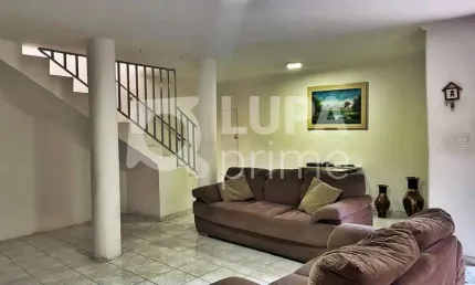 Casa com 3 quartos e 2 vagas de garagem à venda na vila maria