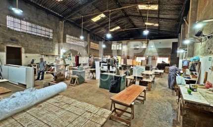 GALPÃO COMERCIAL COM 1.000M² PARA LOCAÇÃO NA VILA AMÁLIA