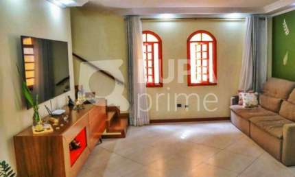 CASA COM 3 QUARTOS E 3 VAGAS DE GARAGEM À VENDA NO TREMEMBÉ