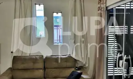CASA COM 3 QUARTOS E 1 VAGA DE GARAGEM À VENDA EM GUARULHOS