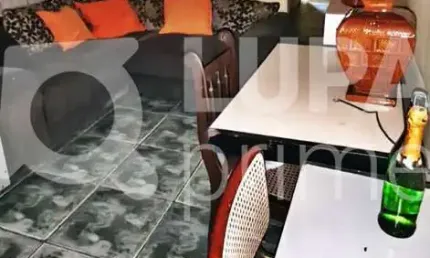 Chácara com 3 quartos e 4 vagas de garagem à venda em embu das artes