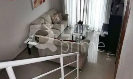 Sobrado com 3 quartos para venda, taipas, são paulo