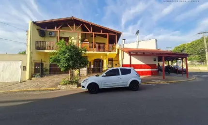 Casa com 5 dormitórios à venda, 355 m² por R$ 850.000,00 - Centro - Sapucaia do Sul/RS