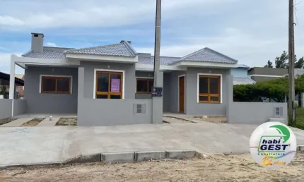 Casa com 2 dormitórios à venda, 70 m² por R$ 269.900,00 - Praia de Mariluz - Imbé/RS