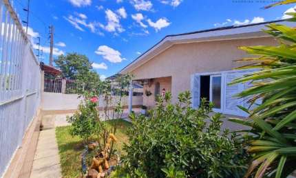 Casa com 2 dormitórios à venda, 135 m² por R$ 640.000,00 - Santo Inácio - Esteio/RS