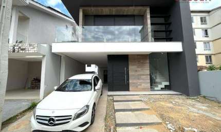 Sobrado com 3 dormitórios à venda, 207 m² por R$ 1.270.000,00 - Fátima - Canoas/RS