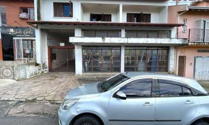 Sobrado com 3 dormitórios à venda, 420 m² por R$ 770.000,00 - Vargas - Sapucaia do Sul/RS