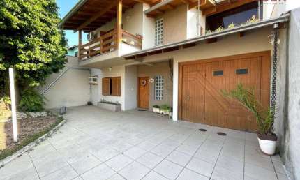 Sobrado com 4 dormitórios à venda, 330 m² por R$ 750.000,00 - Primor - Sapucaia do Sul/RS