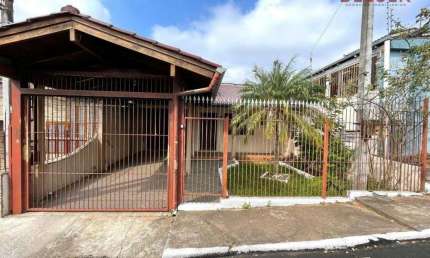 Casa com 3 dormitórios à venda, 140 m² por R$ 375.000 - Nova Sapucaia - Sapucaia do Sul/RS