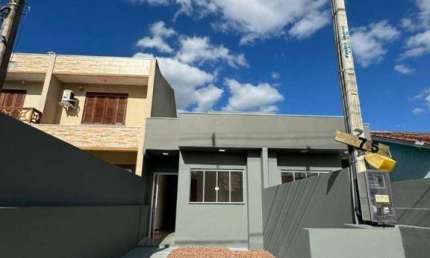 Casa com 2 dormitórios à venda, 49 m² por R$ 275.000,00 - Olaria - Canoas/RS