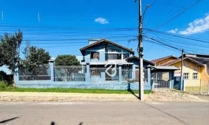 Sobrado com 4 dormitórios à venda, 250 m² por R$ 750.000,00 - Nova Sapucaia - Sapucaia do Sul/RS