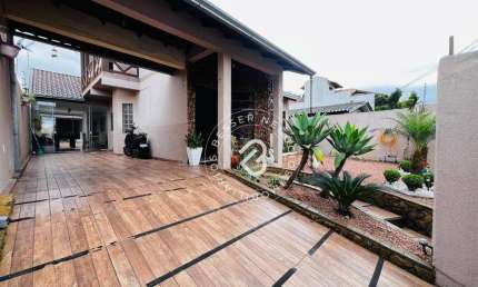 Sobrado com 3 dormitórios à venda, 171 m² por R$ 793.000,00 - Nova Sapucaia - Sapucaia do Sul/RS