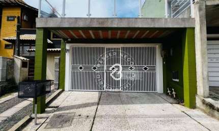Casa com 2 dormitórios à venda, 139 m² por R$ 370.000,00 - Lomba da Palmeira - Sapucaia do Sul/RS