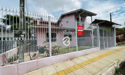 Sobrado com 3 dormitórios à venda, 228 m² por R$ 460.000,00 - Jardim Planalto - Esteio/RS