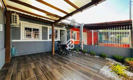 Casa com 2 dormitórios à venda, 65 m² por R$ 250.000,00 - Lomba da Palmeira - Sapucaia do Sul/RS