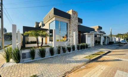 Casa com 3 dormitórios à venda, 128 m² por R$ 689.000,00 - Campestre - São Leopoldo/RS