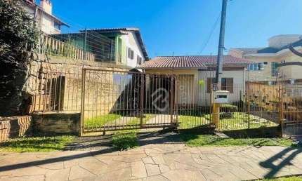 Casa com 2 dormitórios para alugar, 72 m² por R$ 1.560,00/mês - Jardim América - São Leopoldo/RS