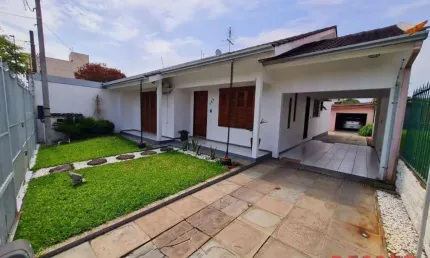 Casa com 4 dormitórios à venda, 215 m² por R$ 650.000,00 - Paraíso - Sapucaia do Sul/RS