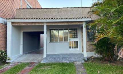 Casa com 2 dormitórios à venda, 60 m² por R$ 390.000,00 - Piratini - Sapucaia do Sul/RS