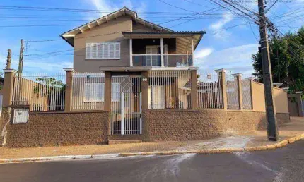 Sobrado com 4 dormitórios à venda, 230 m² por R$ 1.390.000,00 - Centro - Sapucaia do Sul/RS