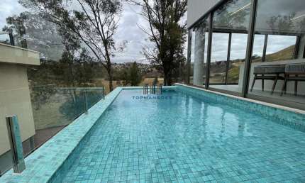 Casa em Aplhaville /MG, 4 quartos com piscina mobiliada