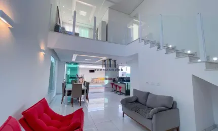 Sobrado com 4 quartos, piscina aquecida, geração de energia/Condominio Gran Park