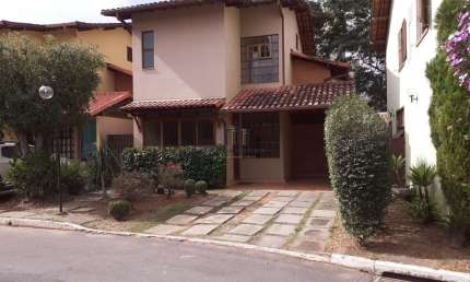 Casa em condominio no Bairro Santa Amelia, 3 quartos, lazer completo.