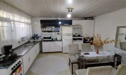 Casa térrea com 2 quartos à venda em Vila Carrão - SP