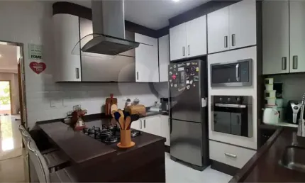Sobrado com 3 quartos à venda em Sítio Da Figueira - SP