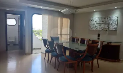 Apartamento com 3 quartos à venda em Jardim Avelino - SP
