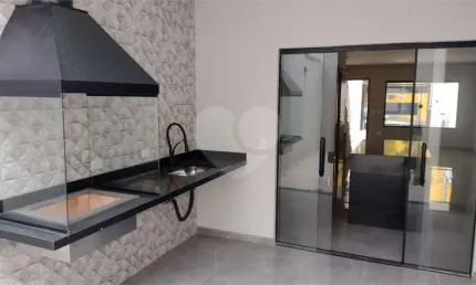 Casa com 3 quartos à venda na Rua Geraldo Correia, Vila Carrão, São Paulo