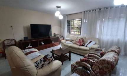 Sobrado com 3 quartos à venda em Parque Residencial Oratorio - SP